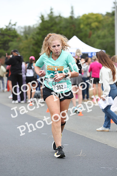 FinishHalf_0563