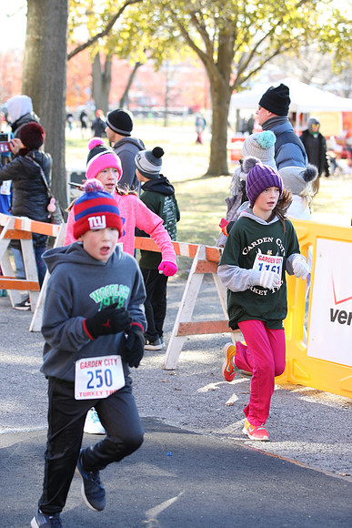 FunRunFinish_0358