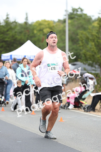 FinishHalf_0492