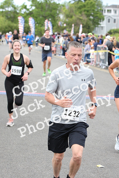 FinishHalf__0695