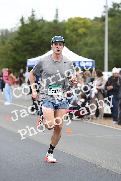 FinishHalf_0043
