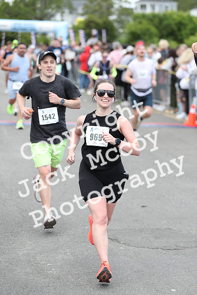 FinishHalf_1021