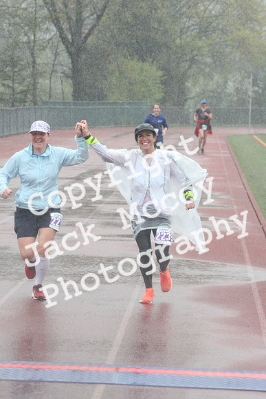 FinishHalf_0574