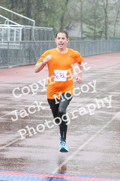 FinishHalf_0104