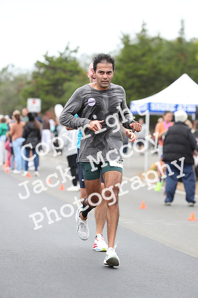 FinishHalf_0200