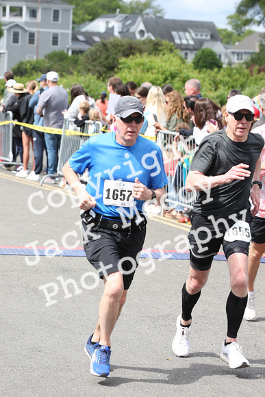 FinishHalf__0936