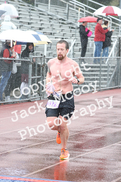 FinishHalf_0100