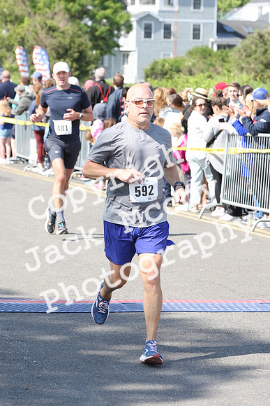 FinishHalf__0300