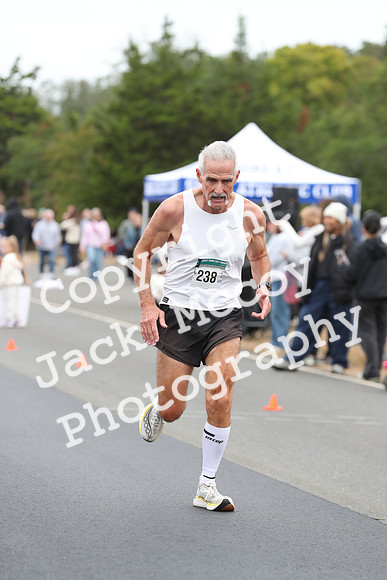 FinishHalf_0104