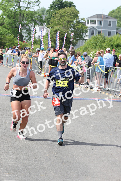 FinishHalf_2045