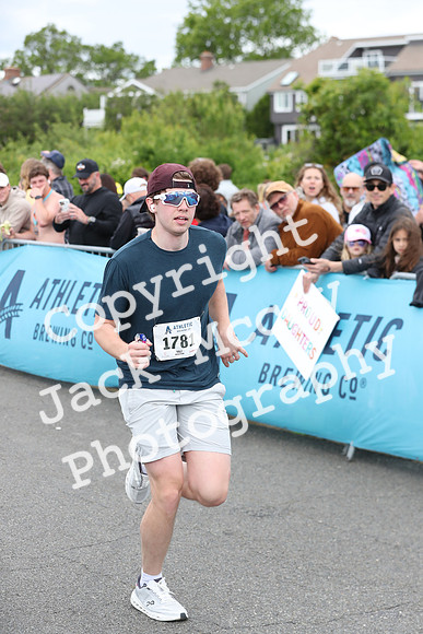 FinishHalf_1660