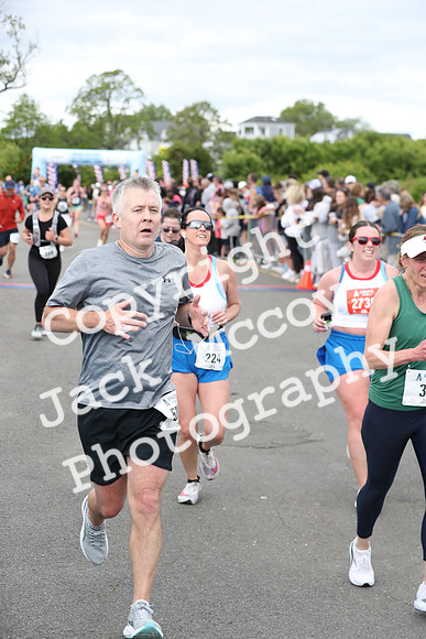 FinishHalf_1587