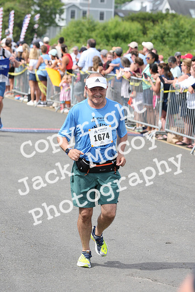 FinishHalf_1300