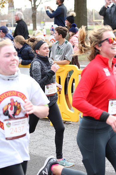 5MileFinish_1402