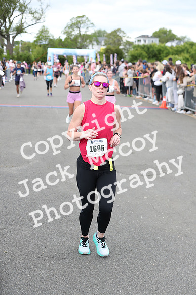 FinishHalf_1569