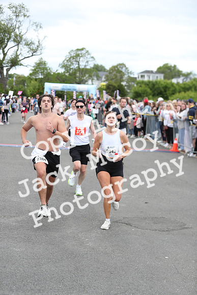 FinishHalf_0806