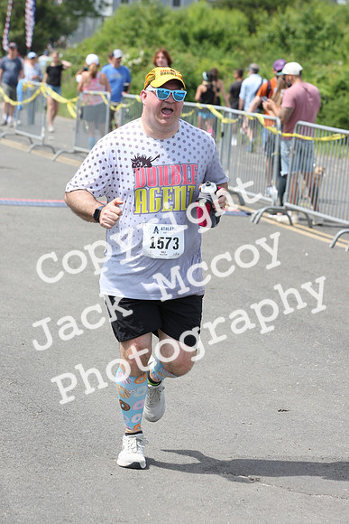 FinishHalf_2246