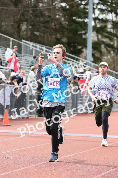 FinishHalf_0220