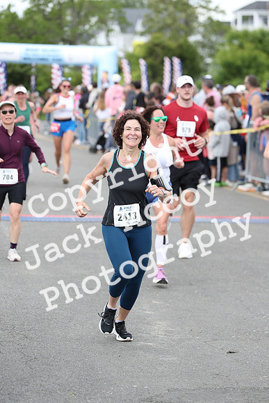 FinishHalf_1575