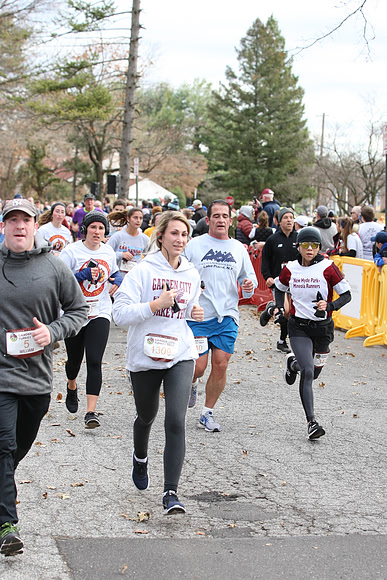 5MileFinish_1377