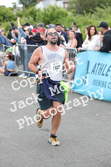 FinishHalf_1804