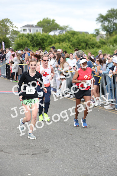 FinishHalf_1546