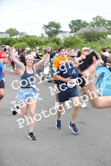 FinishHalf_0884