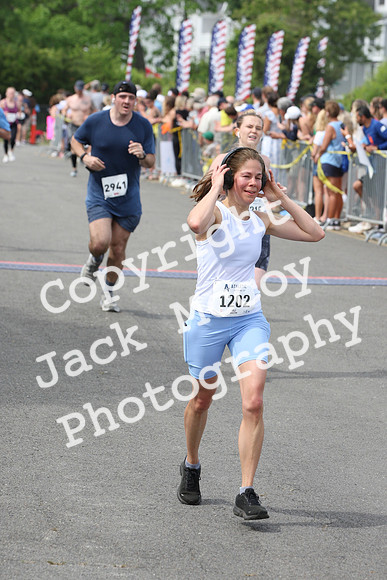 FinishHalf_1104