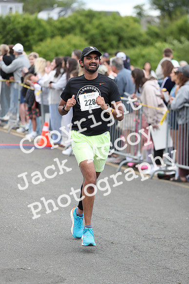 FinishHalf_0904