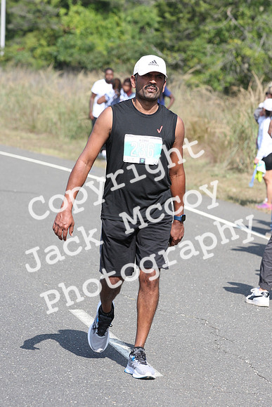 FinishHalf__0748