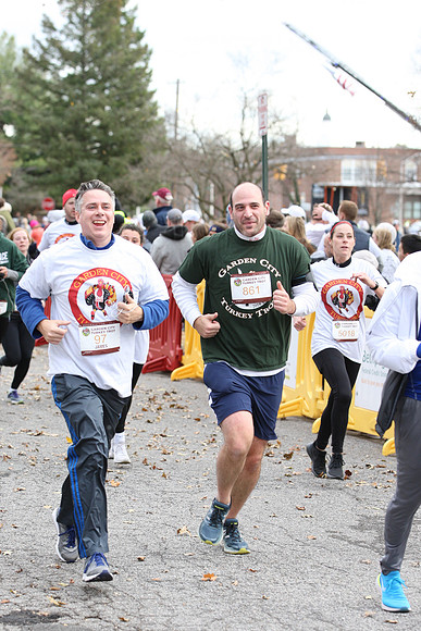 5MileFinish_1196
