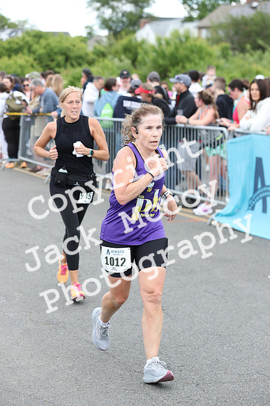 FinishHalf_1811