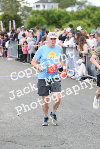 FinishHalf_1600