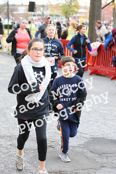 FinishFunRun_0947