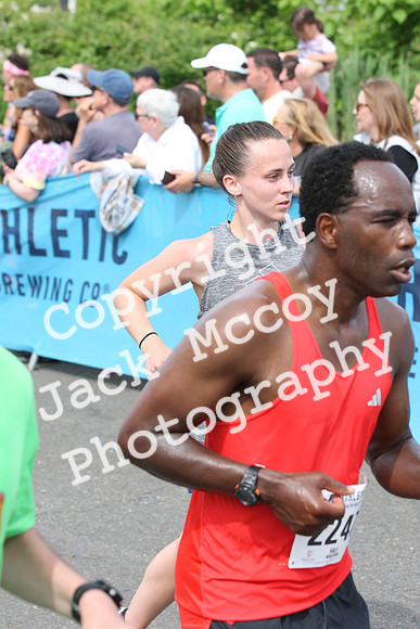 FinishHalf_1055