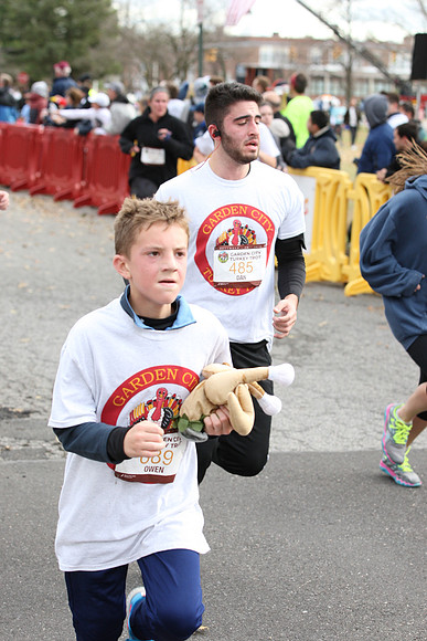 5MileFinish_1521
