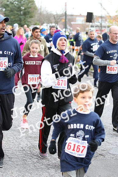FinishFunRun_0935