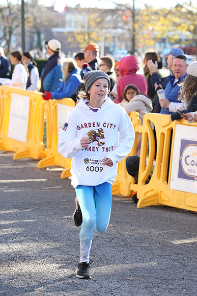 FinishFunRun__0049