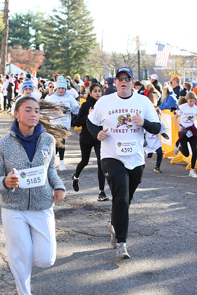 FinishFunRun__0319