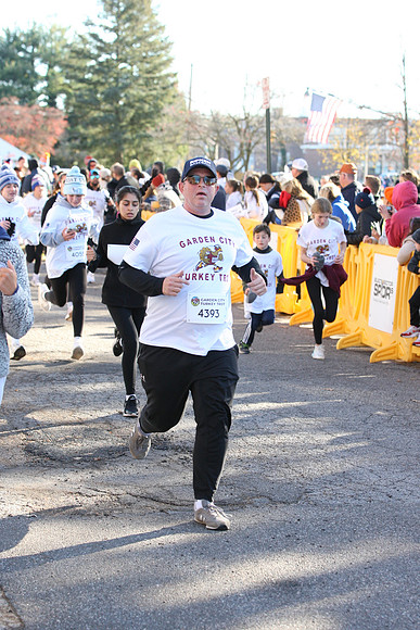 FinishFunRun__0318