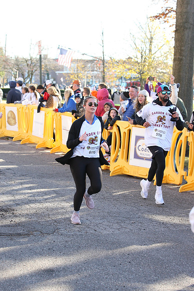 FinishFunRun__0325