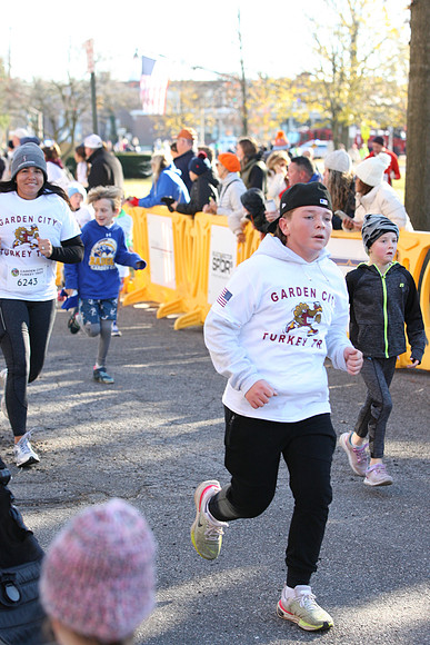 FinishFunRun__0470
