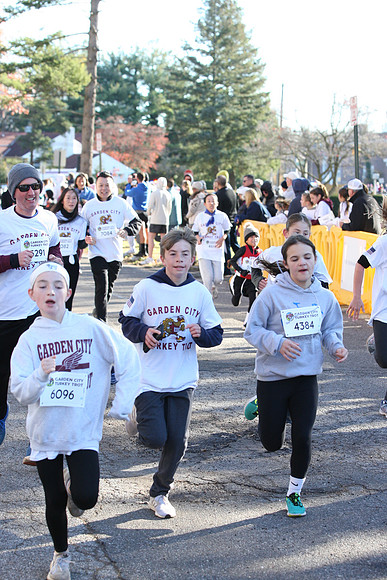 FinishFunRun__0473