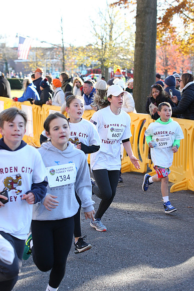 FinishFunRun__0475