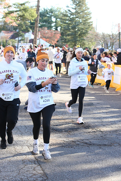 FinishFunRun__0525