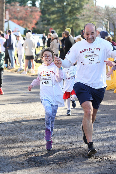FinishFunRun__0544