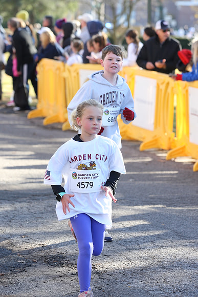 FinishFunRun__0552