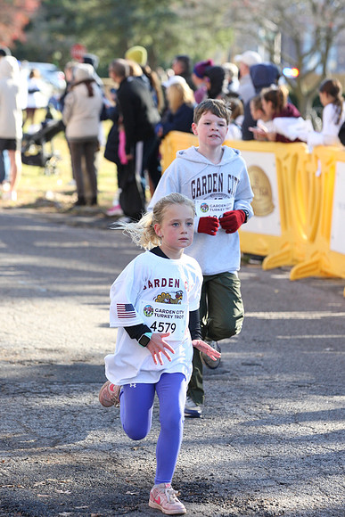 FinishFunRun__0550