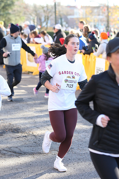 FinishFunRun__0556