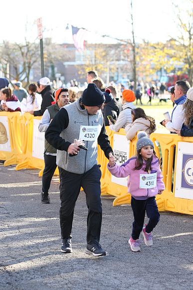 FinishFunRun__0558